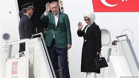 emine hermes|Photos of Turkey’s First Lady with Hermes bag surfaces.